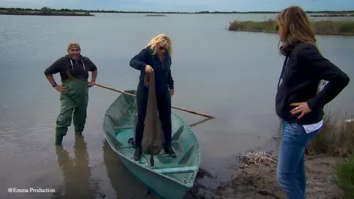 Casting Papilles Flora Mikula