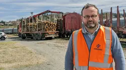 Par amour du train : Ils achètent leur ligne