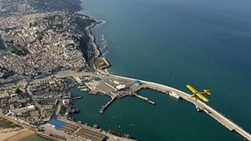 Par avion E21 Tanger