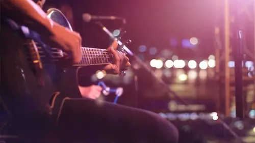 Paradise Run S03E02 Nicky, Ricky, Dicky & Cours