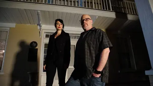 Paranormal : les dossiers Holzer S01E03 Secrets d'outre-tombe