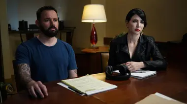Paranormal : les dossiers Holzer S01E09 Les spectres du château Lambert