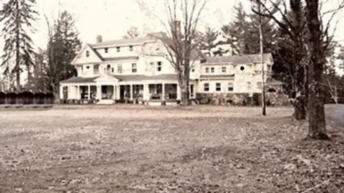 Paranormal Reality S01E01 Le manoir maudit