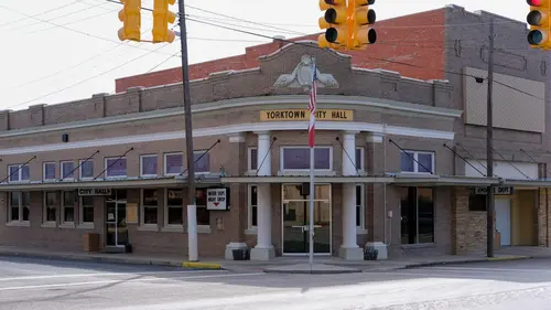 Paranormal Videos Une attaque de fantômes sanglante