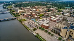 Paranormal Videos  Une école au passé sombre