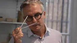 Parfums, les secrets du "made in France"