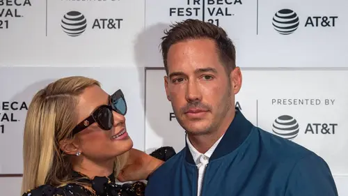 Casting Paris in Love S01E04 Bienvenue à Malibu