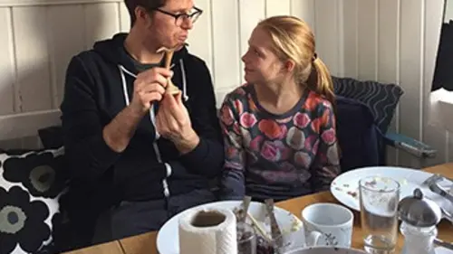 Partir autrement en famille S04E00 Suède : Scanie