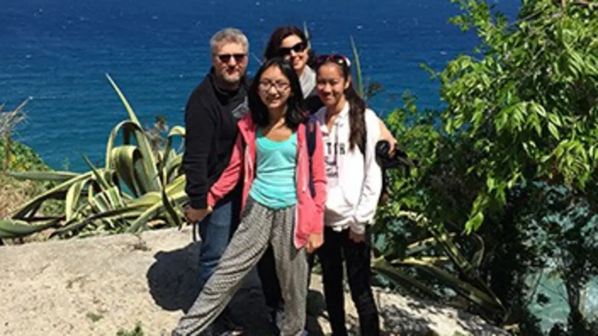 Partir autrement en famille S04E00 Italie, Sicile