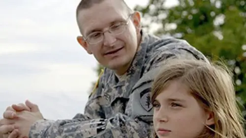 Passe me voir ! E01 Amanda, fille de militaire