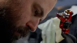 Passe-moi les jumelles  L'homme qui aimait les mots