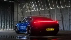 Passion Supercars Porsche Taycan Turbo et Bentley Flying Spur