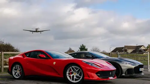 Passion Supercars Ferrari 812 et Aston Martin DBS