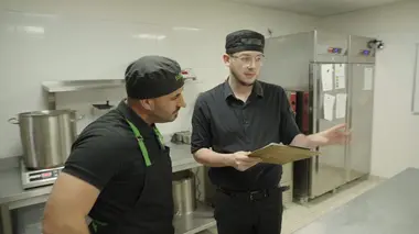 Patron incognito S12E04 Antoine Barat - Eat Salad