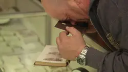 Pawn Stars Rick contre le globe de la mort