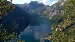 Pays et marchés du monde S02E02 Moorea