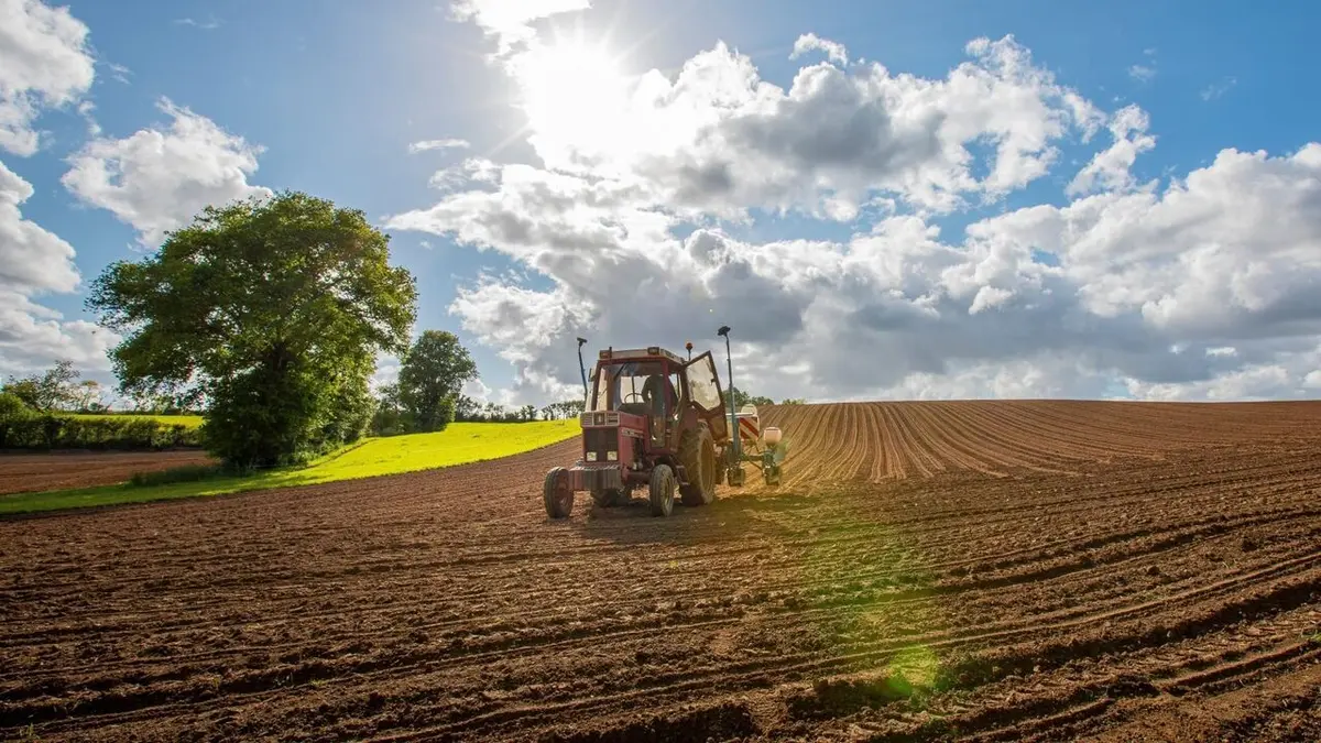 Paysans, passer la main ?"