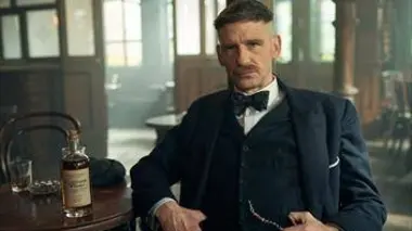 Peaky Blinders S05E01 Black Tuesday