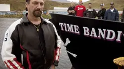 Péril en haute mer S06E06 False Pass