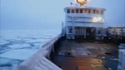 Péril en haute mer Le combat ne fait que commencer