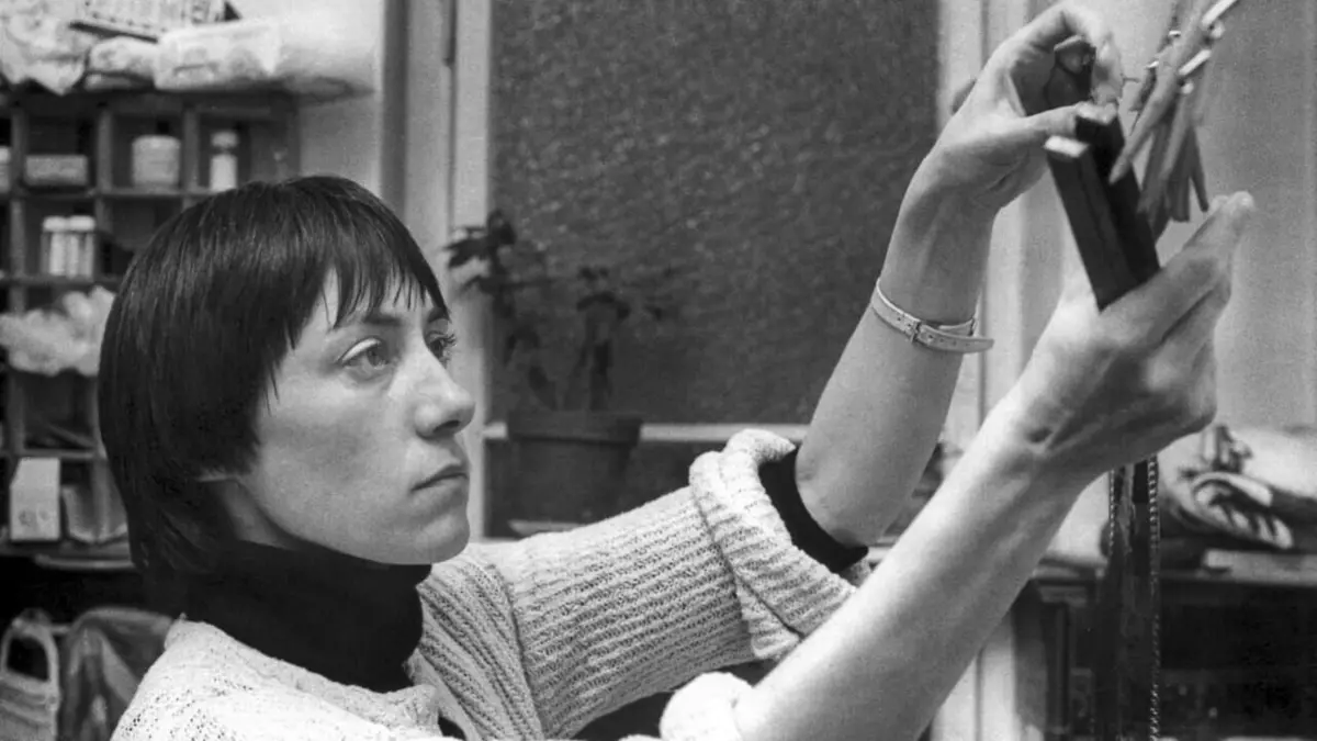 Personnalité réduite de toutes parts en streaming