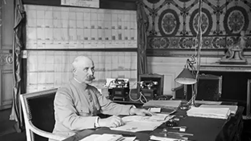 Pétain, un héros si populaire