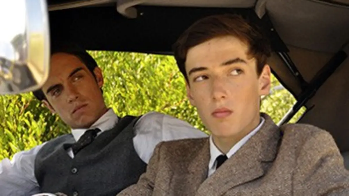 Petits meurtres entre riches S01E02 Un crime parfait