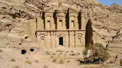 Pétra, la cité des sables