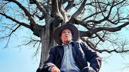 Peuples racines E05 Namibie, le Kalahari des San