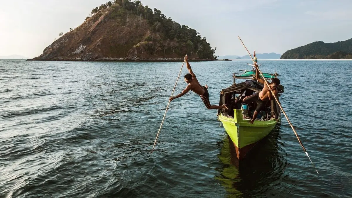 Peuples racines Birmanie, l'archipel des Moken