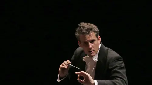 Philippe Jordan dirige l'Orchestre de l'Opéra de Paris