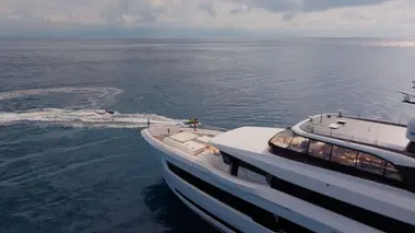 Piégée sur le yacht d'un milliardaire