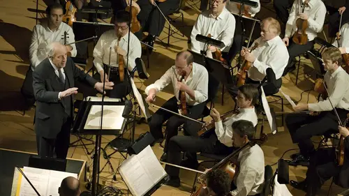 Pierre Boulez dirige "L'Oiseau de feu" de Stravinsky