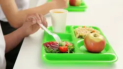 Pique-assiette invite les chefs