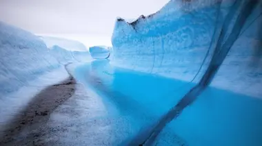 Groenland, le voyage sous la glace