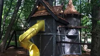 Cabanes au pays imaginaire