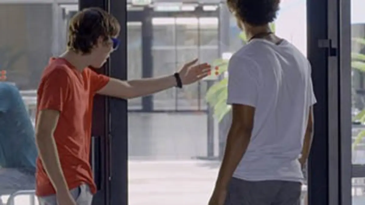 Plus belle la vie ensemble E11 Les beaux gosses