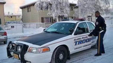 Meurtre au soleil de minuit