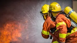 Pompiers sous haute tension