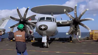 Porte-avions Charles de Gaulle : immersion exceptionnelle au coeur d'un géant des mers