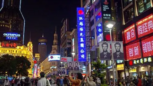 Ports d'attache S04E06 Shanghai, ville internationale (1/2)