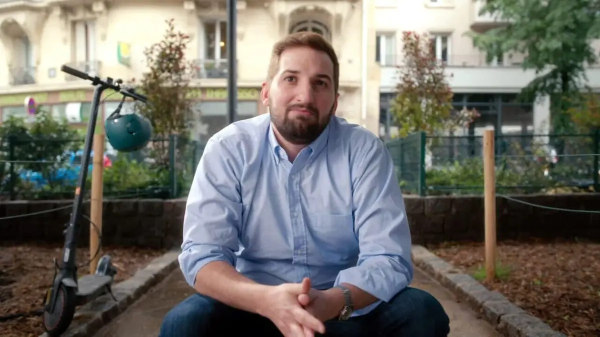 Pour 1 euro j'écoute vos problèmes S01E01 Médias