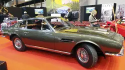 Pour l'amour des voitures  S02E01 Aston Martin DBS