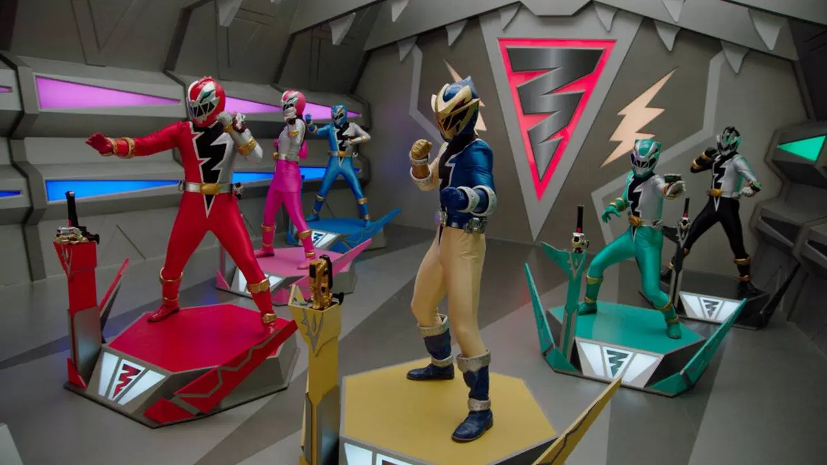 Power Rangers : Dino Fury S02E05 Le bal de promo