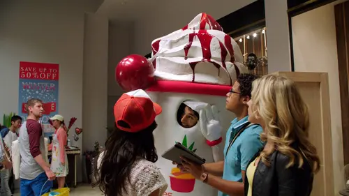 Power Rangers Super Megaforce S02E11 Il y a de l'amour dans l'air