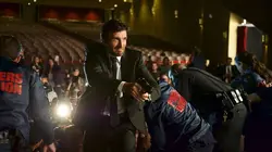 Powers S02E02 Les funérailles du siècle