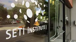 Premier contact S02E02 Les descendants