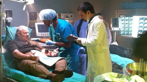 Premier contact S02E02 Les descendants