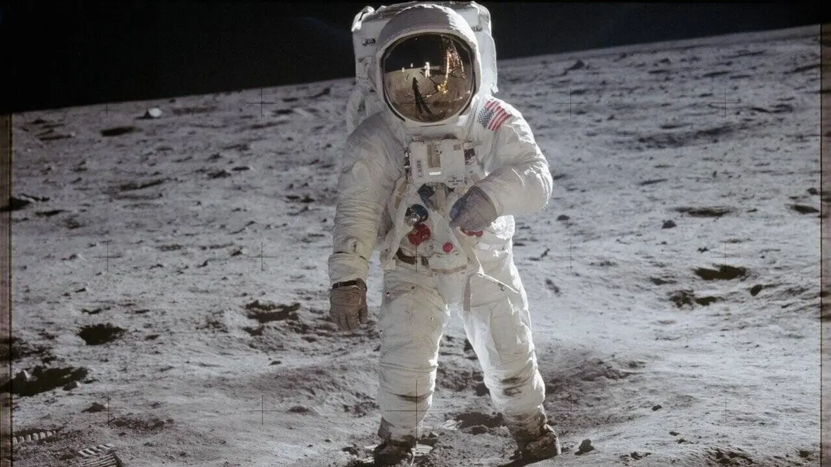 Premier homme sur la Lune : de la conquête au complot