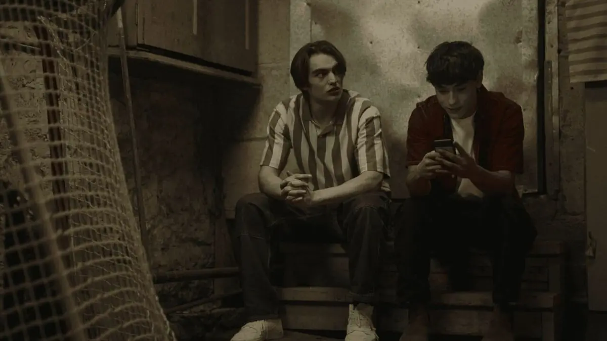 Premier trio S02E06 Au cachot